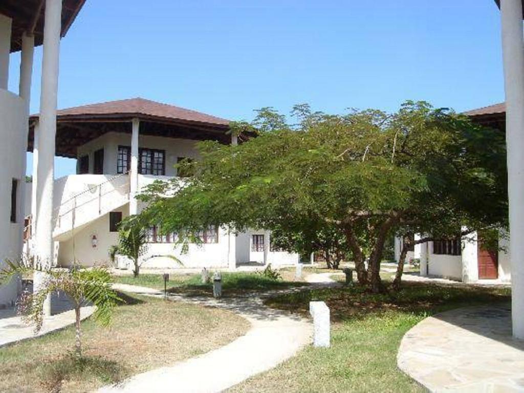 Garoda Resort Малинди Экстерьер фото